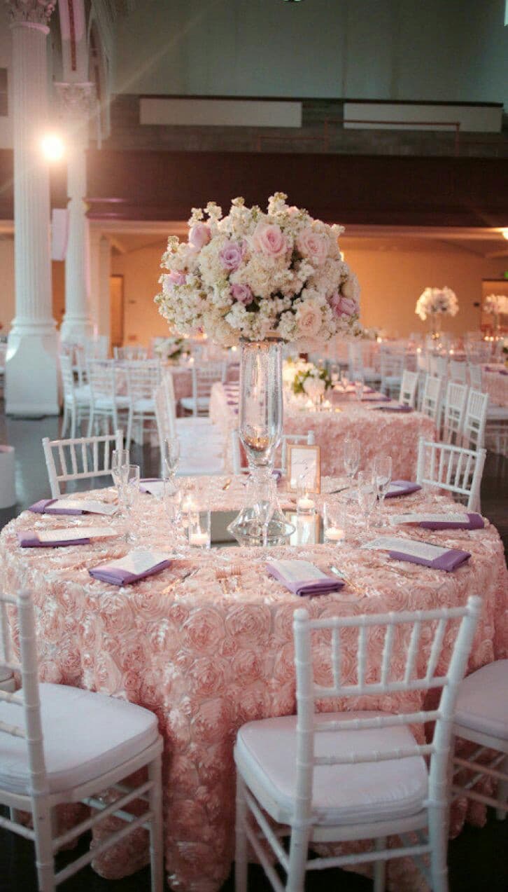 Élément de galerie : Pink Floral Banquet